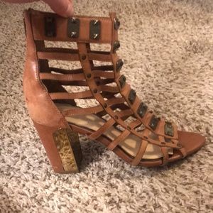 Super cute Jessica Simpson heels